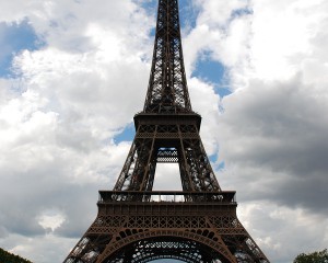Eiffel_Tower_Vertical